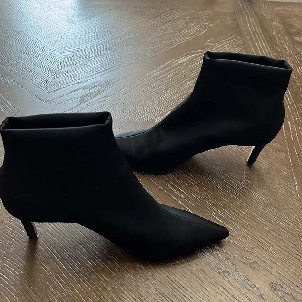 Tony Bianco black satin sock ankle bootie Size 6